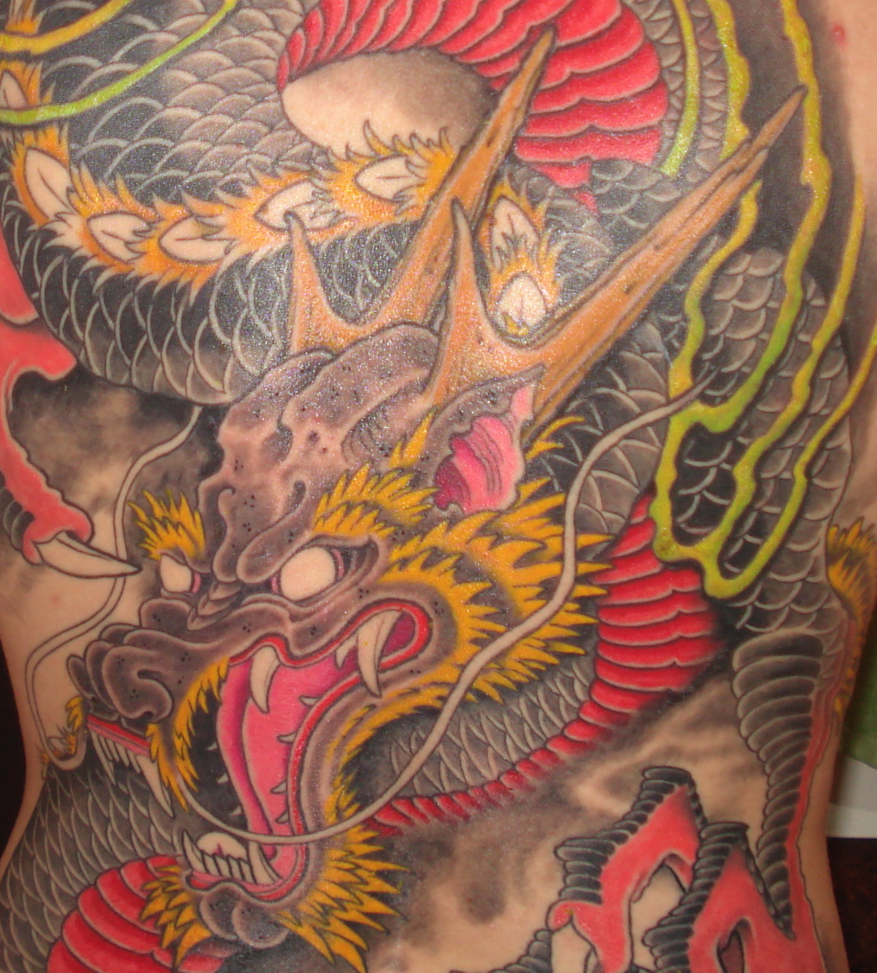 Best Angel Tattoo: Dragon japanese tattoo designs